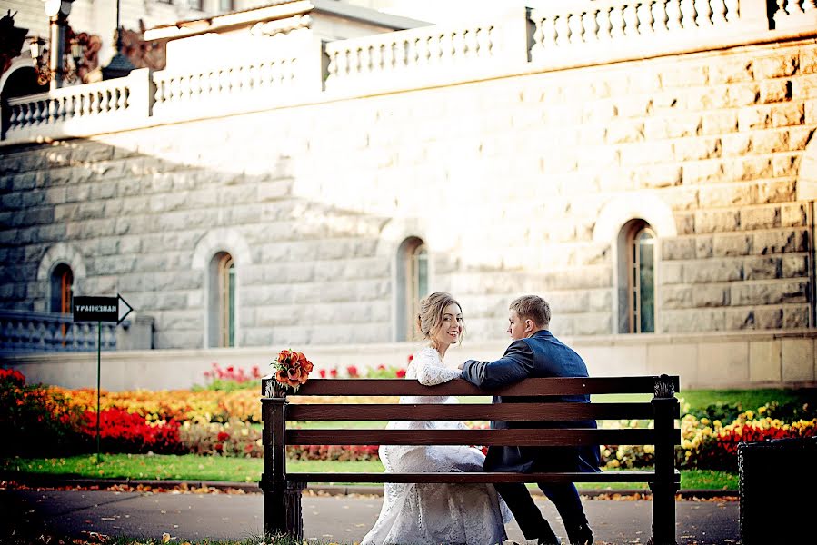 Fotografo di matrimoni Marina Alekseeva (akvamarin). Foto del 5 novembre 2015