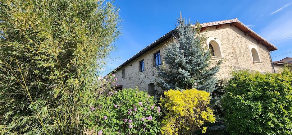 Vente maison 10 pièces 560 m² à Chabeuil (26120), 800 000 €