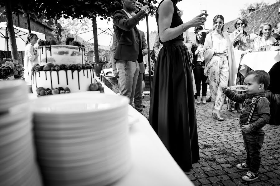結婚式の写真家Shirley Born (sjurliefotograf)。2018 6月6日の写真