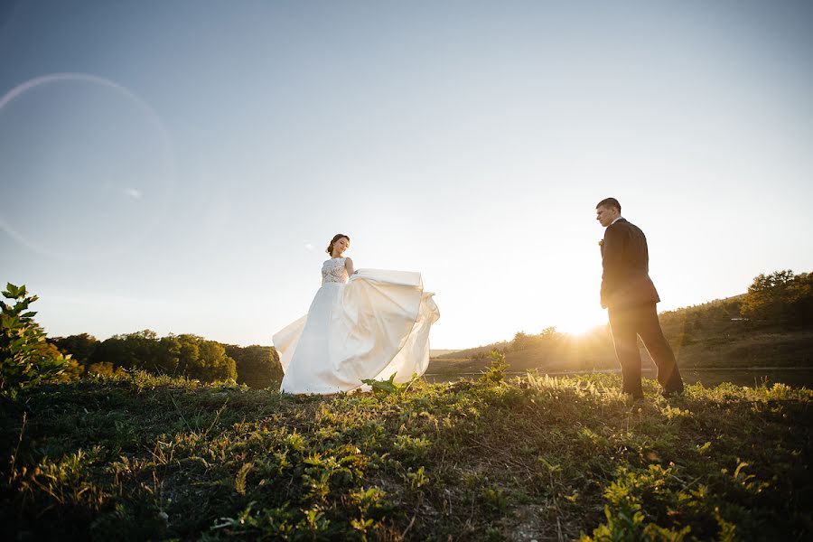 Fotógrafo de bodas Dmitriy Demskoy (kurnyavko). Foto del 17 de octubre 2016