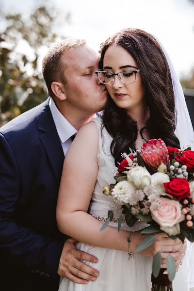 Свадебный фотограф Veronika Csizmazia-Kaproncai (verusphoto). Фотография от 2 ноября 2023