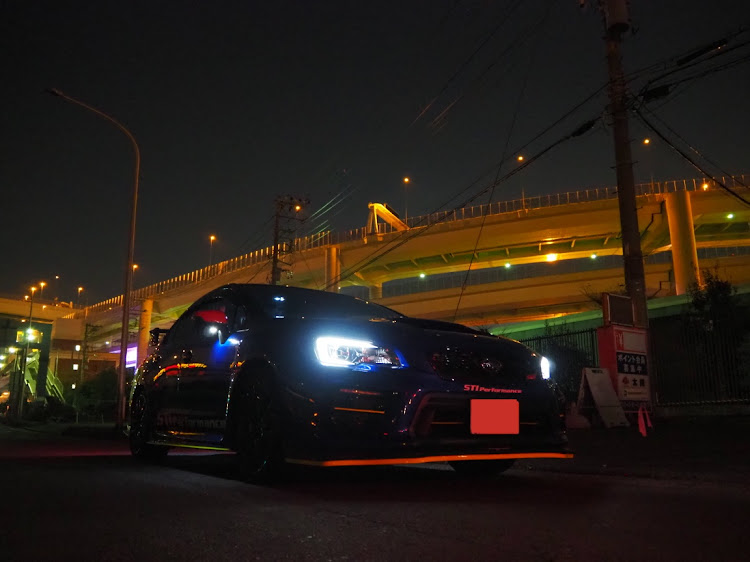 WRX STIの蛍光イエロー・東京オートサロン・WRX・首都高速・大黒PAに関するカスタム事例の投稿画像4枚目
