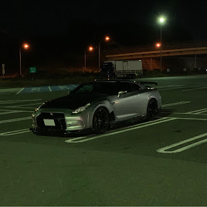 NISSAN GT-R R35