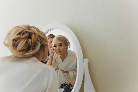 Wedding photographer Valya Lipatova (lipavalenti). Photo of 6 February 2018