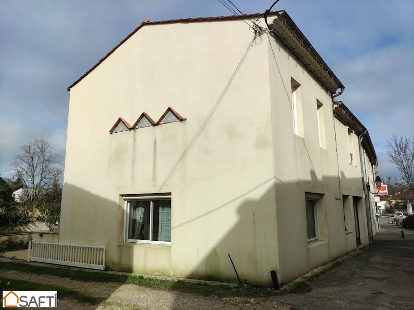 Vente maison 5 pièces 160 m² à Saint-Laurent-Médoc (33112), 165 000 €