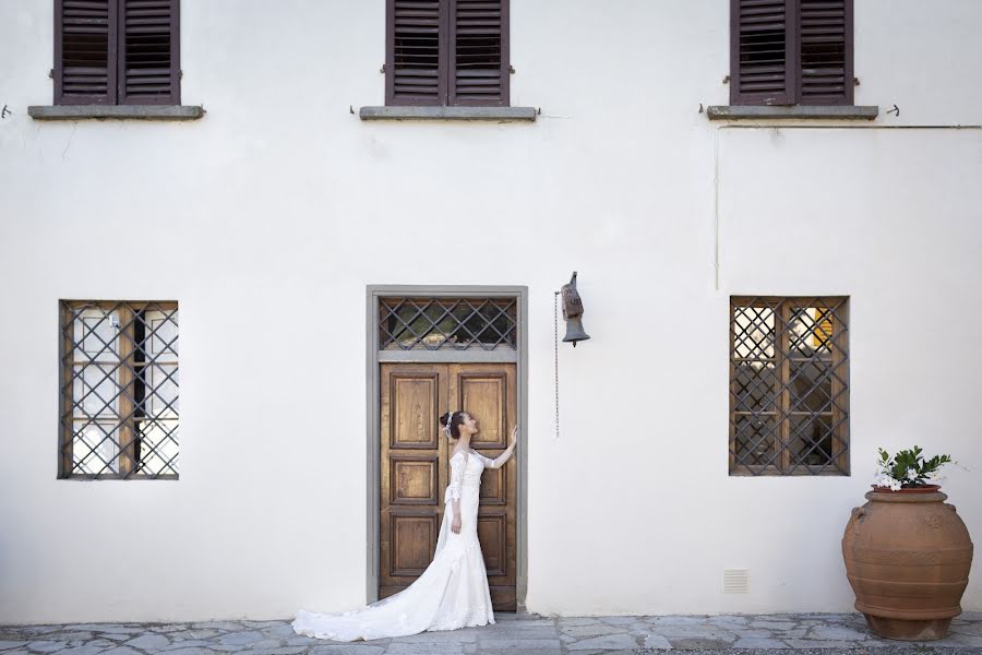 Wedding photographer Chiara Olivieri (scattidamore). Photo of 10 February 2019