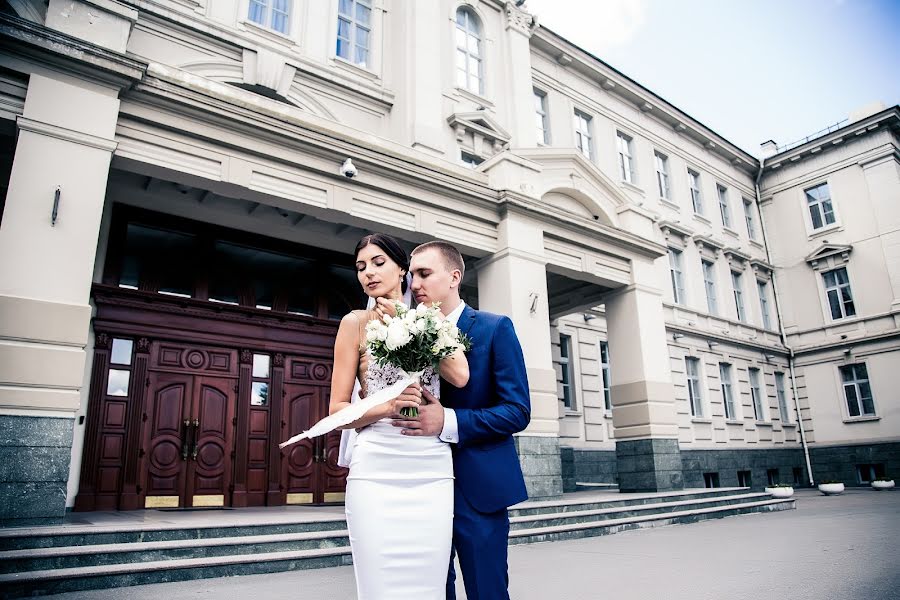 結婚式の写真家Dmitriy Knaus (dknaus)。2019 5月24日の写真