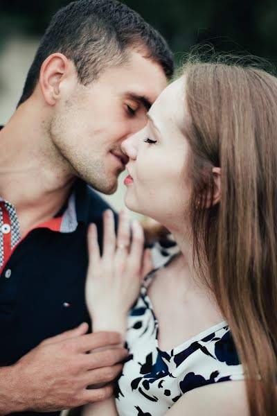 Bryllupsfotograf Maksim Nazemcev (maxnazemtsev). Bilde av 13 juni 2014