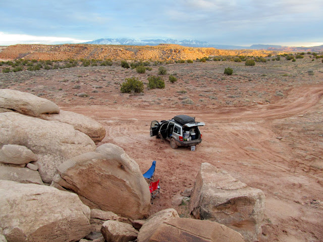 Another camp off the Dalton Wells road