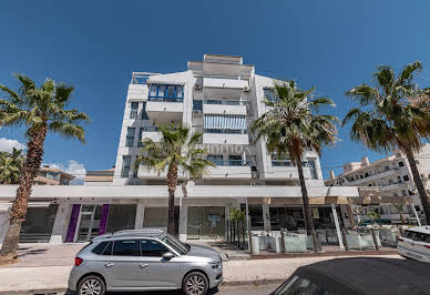 Apartment with terrace and pool 11