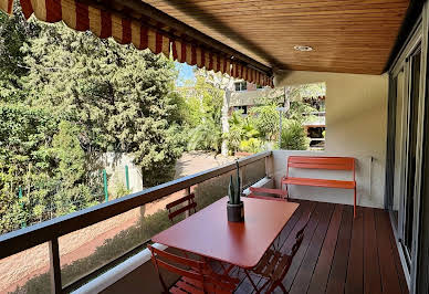 Apartment with terrace 6