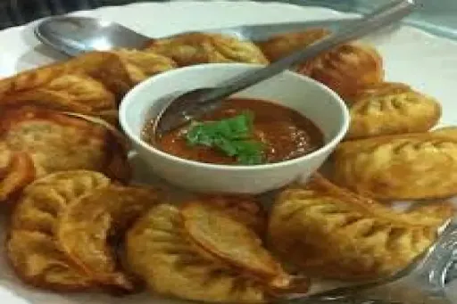 Paneer Fried Momo + Cold Drink [200Ml]