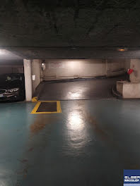 parking à Paris 15ème (75)