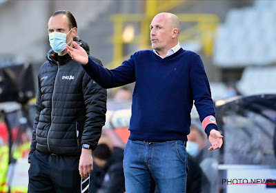 Clement en Kompany zijn het roerend eens: "We waren de eerste helft niet op niveau" en "Zolang de coach kan sprinten, moet hij zijn steentje bijdragen"