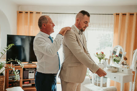 Fotografo di matrimoni Tamás Somornai (somornaitamas). Foto del 18 settembre 2023