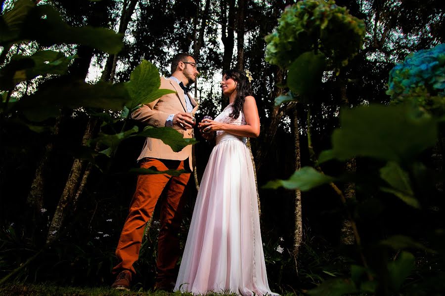 婚禮攝影師Luis Cano（luiscano）。2015 9月29日的照片