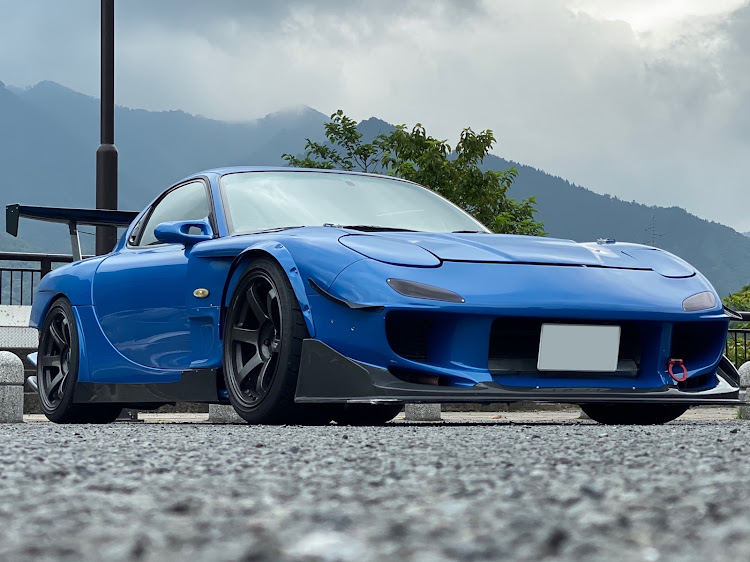 RX-7のRX-7・FD3S・GTウィング・ワイヤー補強・オイル交換に関するカスタム事例の投稿画像1枚目