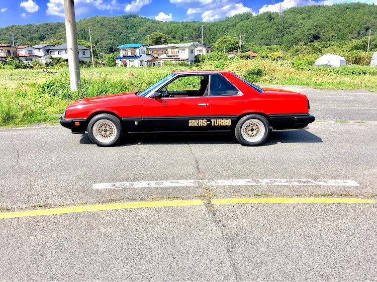 スカイラインの真横に関するカスタム事例の投稿画像1枚目