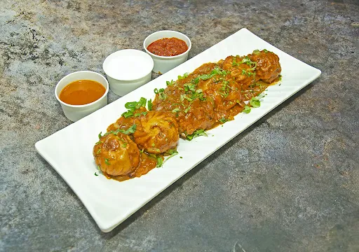 Veg Manchurian Momos [8 Pieces]