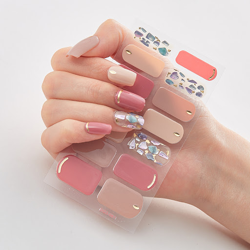 Title 2, 3D Laser Gilding Process Nail Oil Film