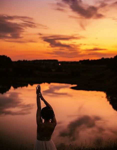 Bryllupsfotograf Aleksandr Sharov (sanyasharov). Bilde av 9 juli 2020