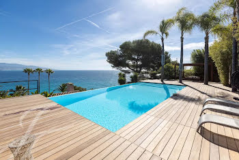 villa à Roquebrune-Cap-Martin (06)