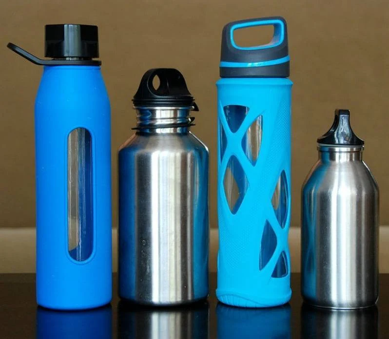 water-bottle-travel-essentials_image