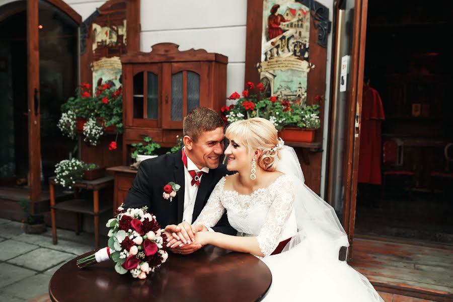 Wedding photographer Yuriy Khimishinec (mofh). Photo of 13 December 2016