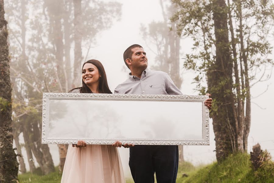 Fotógrafo de casamento Jack Chaves (tiquiciashot01). Foto de 25 de abril 2019