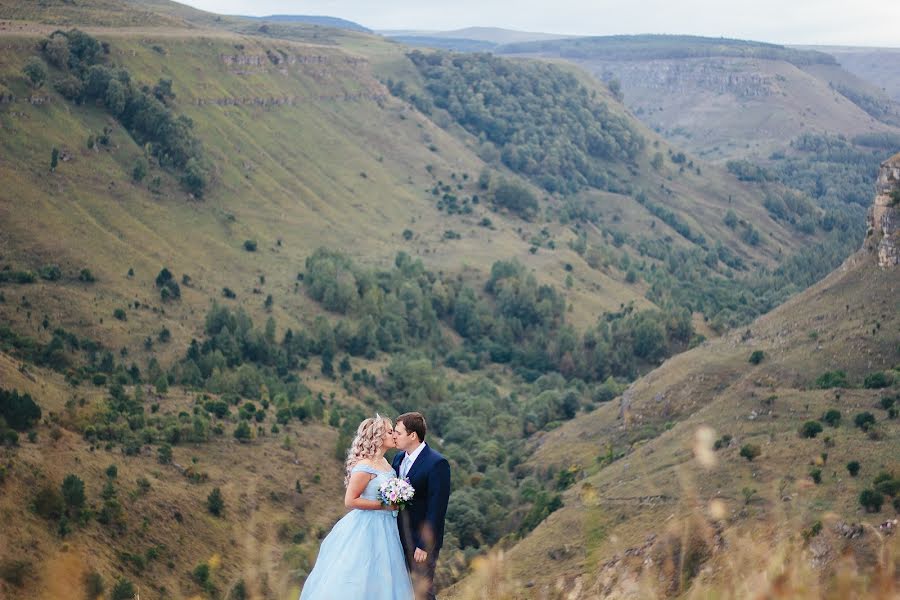 Wedding photographer Olya Valieva (panda). Photo of 20 September 2016