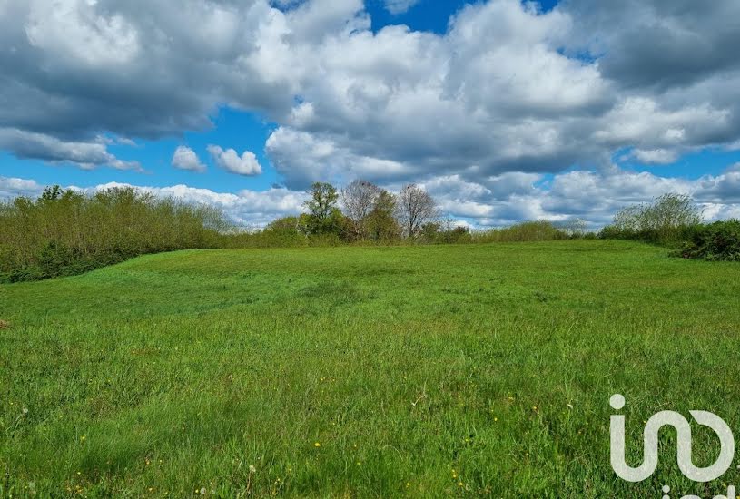  Vente Terrain à bâtir - 28 686m² à Saint-Pardoux-l'Ortigier (19270) 