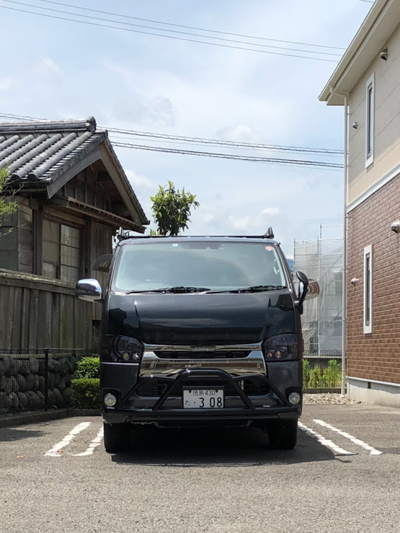 ハイエースのなかのさんが投稿したカスタム事例の投稿画像1枚目