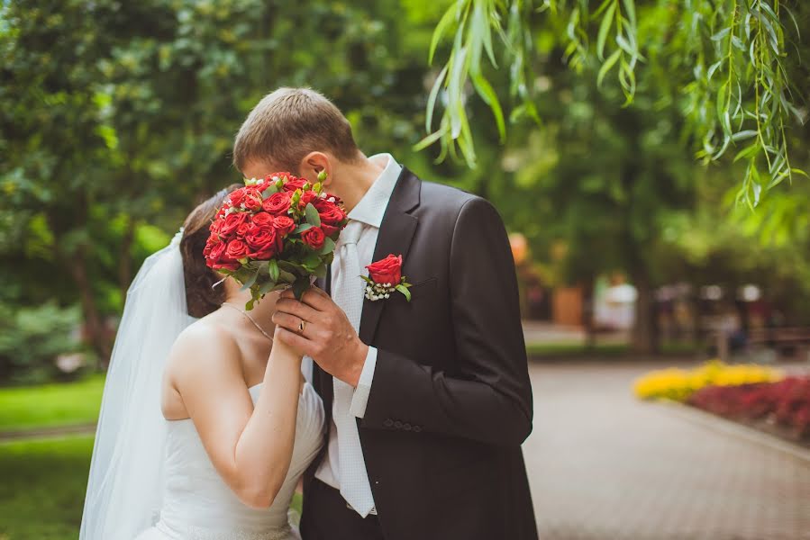 Fotógrafo de bodas Oksana Benyaminova (anasko). Foto del 7 de febrero 2014