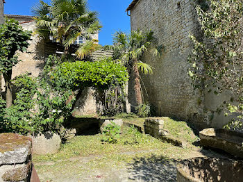 maison à Fontenay-le-Comte (85)