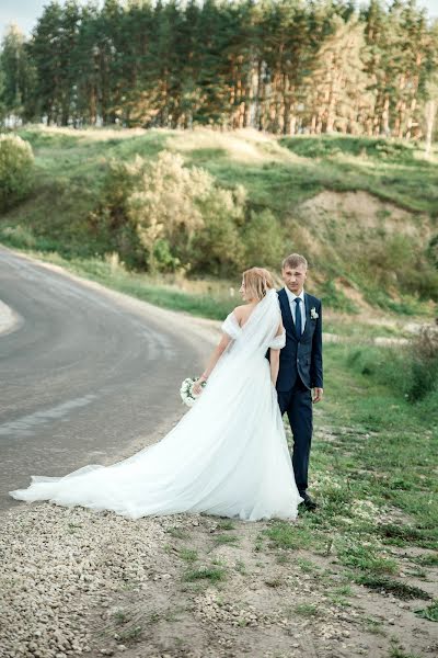 Fotógrafo de casamento Elena Yaroslavceva (yaroslavtseva). Foto de 18 de setembro 2017