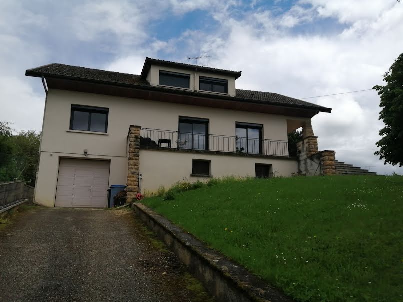 Vente villa 8 pièces 215 m² à Cormoz (01560), 290 000 €