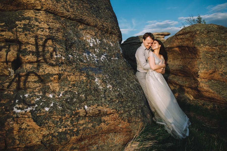 Fotógrafo de casamento Anton Korovin (antonk). Foto de 25 de maio 2017