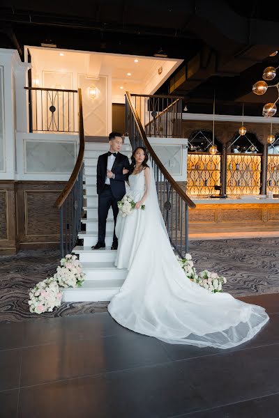 Fotógrafo de casamento Inna Bezverkha (innaletka). Foto de 18 de janeiro