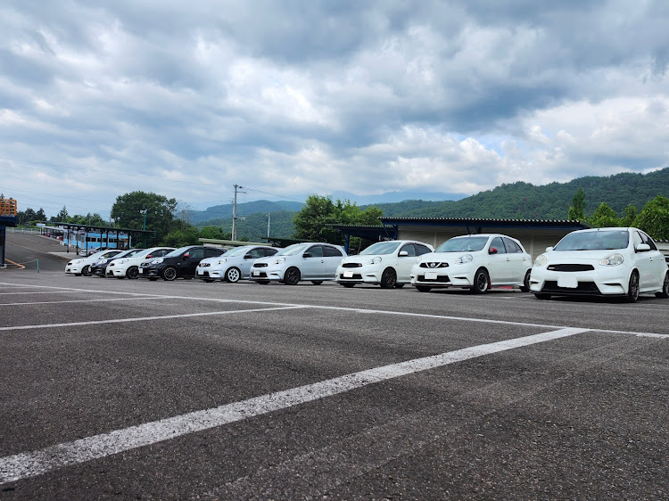 マーチのマーチコラボ・マーチカルガモ・8月もよろしくお願いします・ドライブ・熱中症に注意に関するカスタム事例の投稿画像1枚目