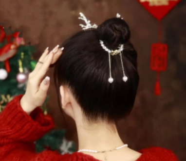 Title 1, The Staghorns ball head is fixed and the hair ...