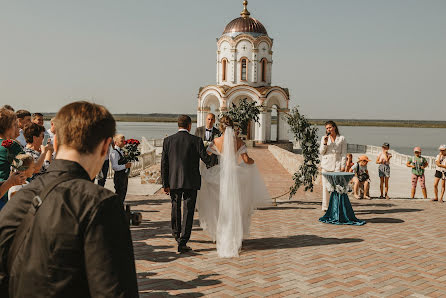 Fotógrafo de casamento Andrey Brusyanin (andreyby). Foto de 10 de janeiro 2023