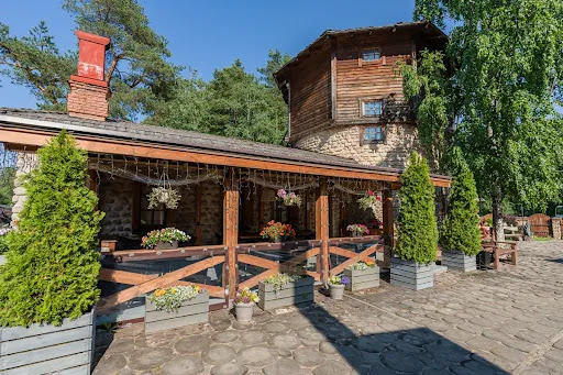 ОСНОВНОЙ ЗАЛ РЕСТОРАНА «КОРЧМА»