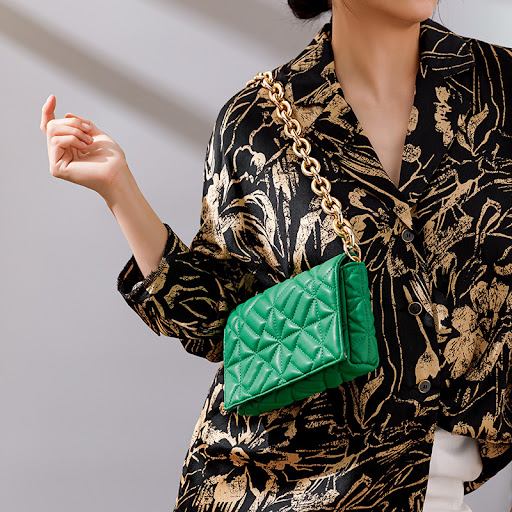 Title 5, Lingge Small Bag Trendy Quilted Crossbody One-s...