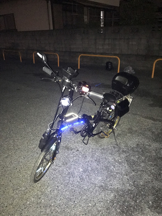 けーさんが投稿したセカンドカー アメ車 GM キャデラック・二輪車に関するカスタム事例の投稿画像2枚目