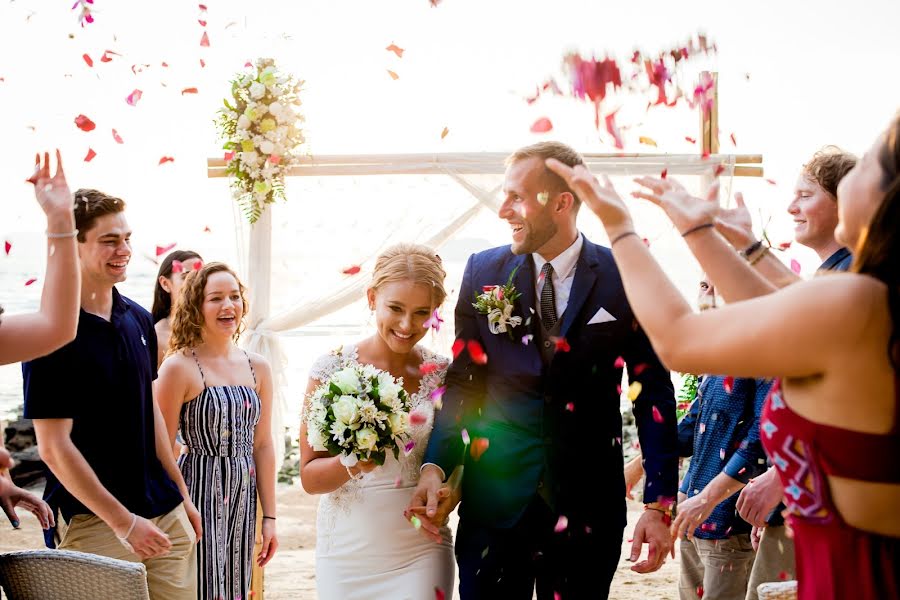 Fotógrafo de casamento Nadezhda Babushkina (nadya-ba). Foto de 30 de agosto 2019