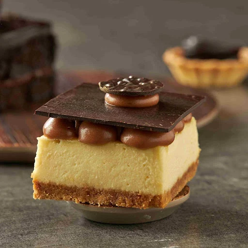 Salted Caramel Cheesecake