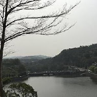 二泉湖畔咖啡館