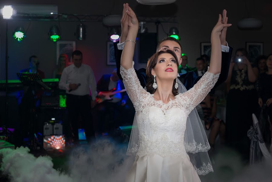 Wedding photographer Nicolae Ivanciu (ivanciu). Photo of 19 October 2015