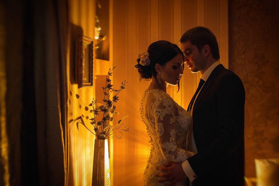 Esküvői fotós Anton Kurashenko (kurikompany). Készítés ideje: 2016 február 2.