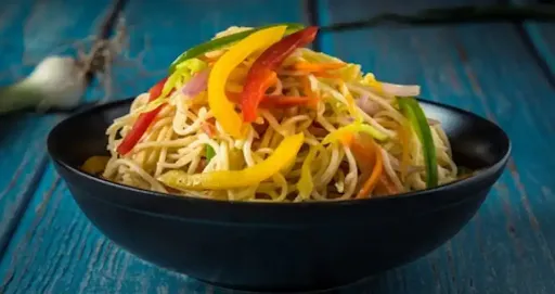 Veg Hakka Noodles